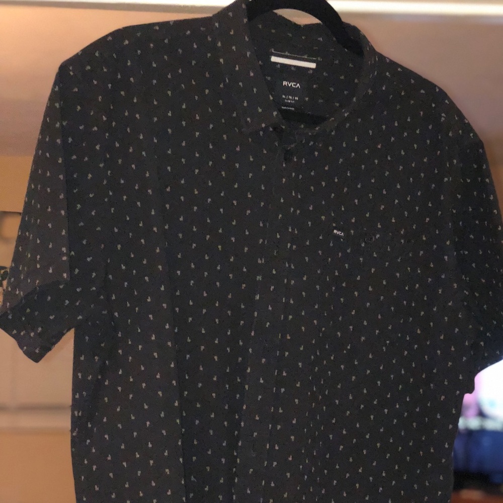 RVCA MENS Button down short sleeve XL 👔